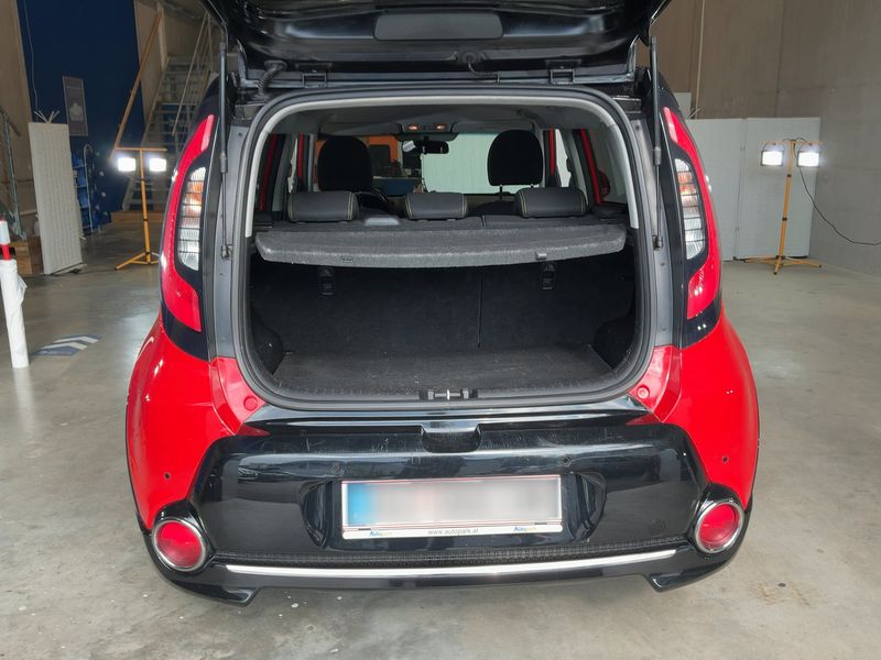 Kia Soul 1.6 CRDi 20 Jahre Edition — zdjęcie 10