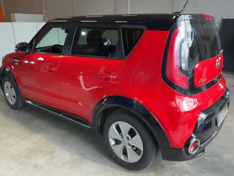 Kia Soul 1.6 CRDi 20 Jahre Edition — zdjęcie 3