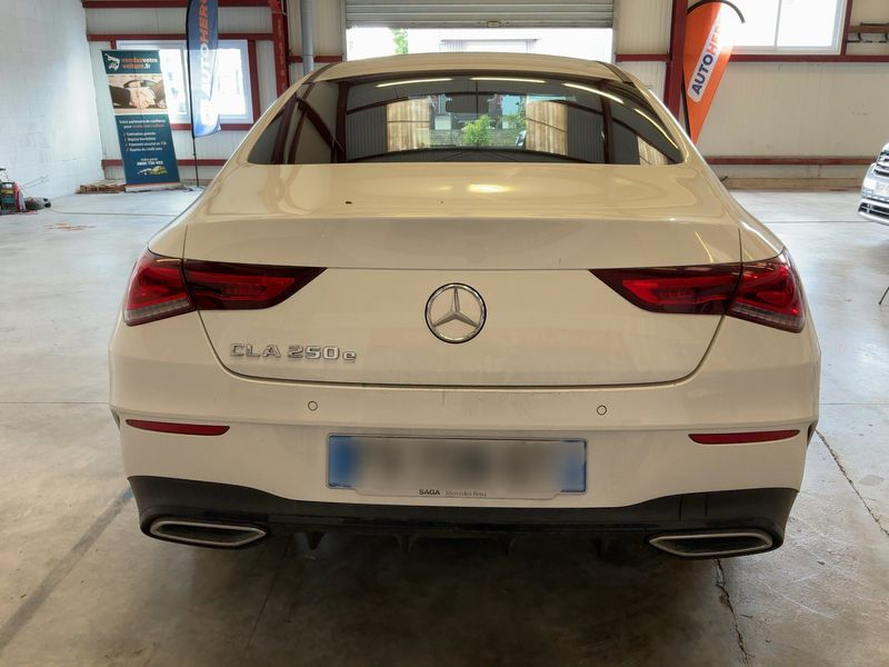 Mercedes-Benz CLA-Klasse CLA 250e AMG Line — zdjęcie 5