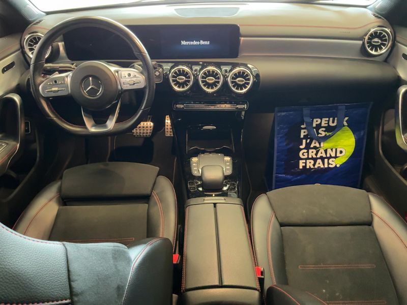Mercedes-Benz CLA-Klasse CLA 250e AMG Line — zdjęcie 12