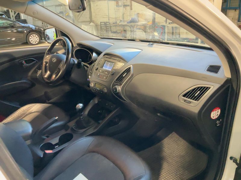 Hyundai ix35 1.6 Trend 2WD 2014 – снимка 17