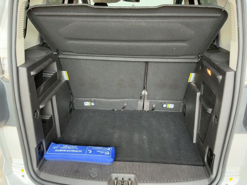 Ford Tourneo 1.0 EcoBoost Titanium — zdjęcie 11