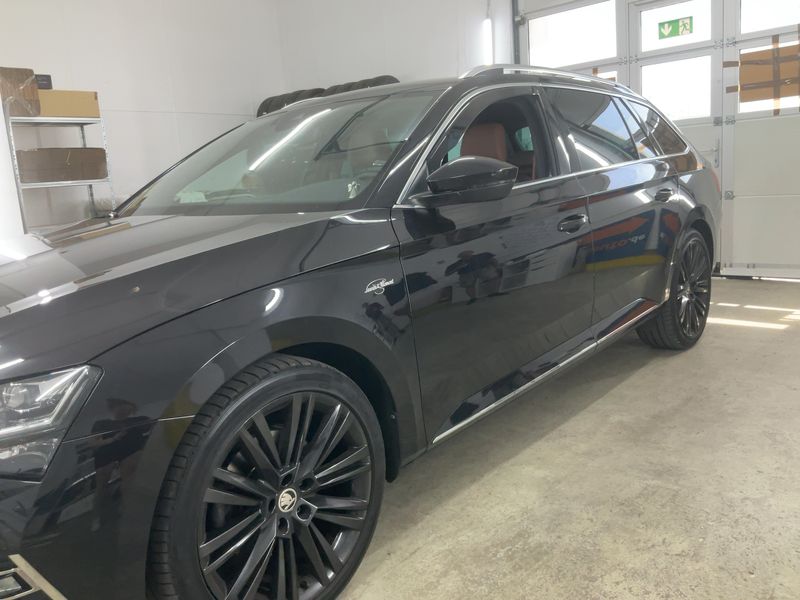 Skoda Superb 2.0 TDI L&K 4x4 2022 – снимка 2