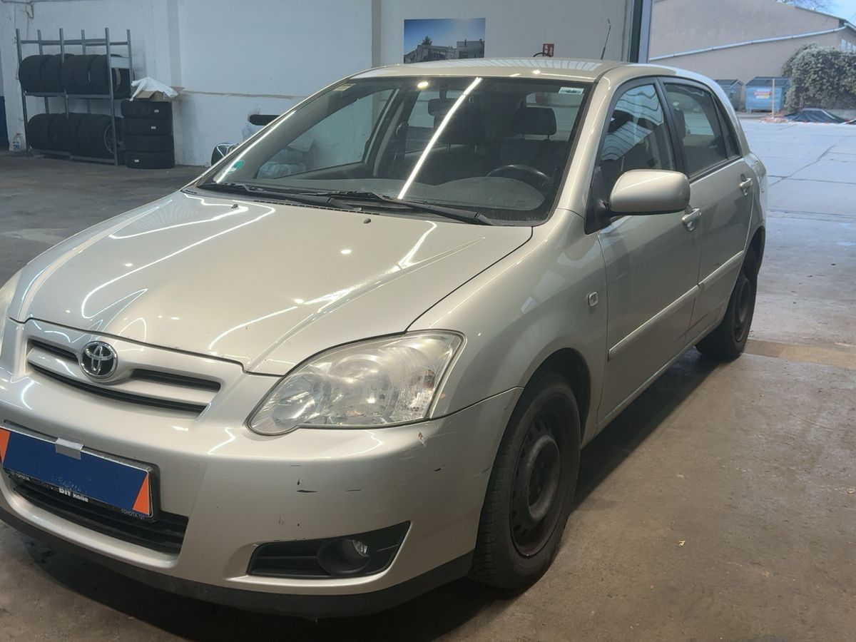 Toyota Corolla 1.6 Compact Edition