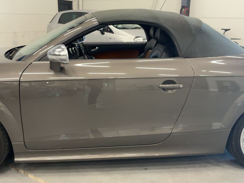 Audi TTS 2.0 TFSI quattro Roadster — zdjęcie 4