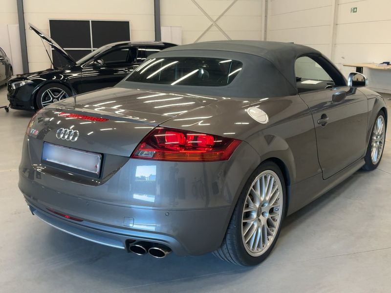 Audi TTS 2.0 TFSI quattro Roadster — zdjęcie 6
