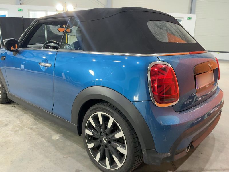 MINI Cabrio Cooper Classic Trim — zdjęcie 3