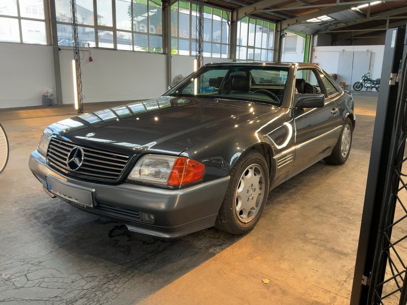 Mercedes-Benz SL-Class