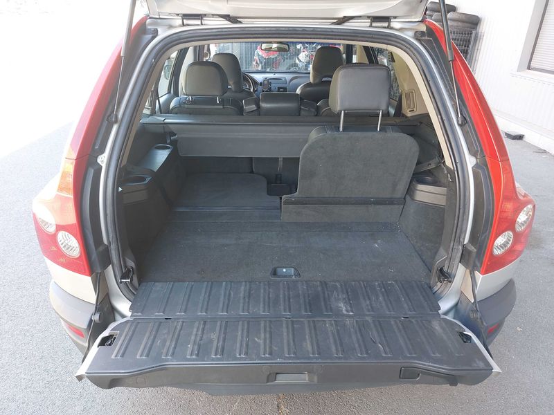 Volvo XC90 2.4 D5 Summum — zdjęcie 9