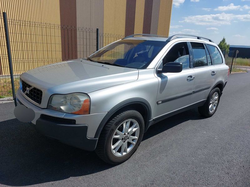 Volvo XC90 2.4 D5 Summum — zdjęcie 2