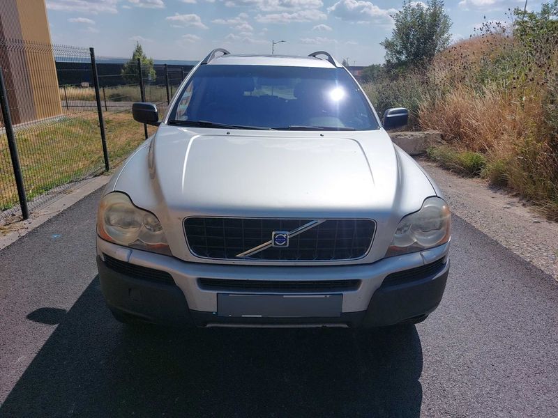 Volvo XC90 2.4 D5 Summum — zdjęcie 7