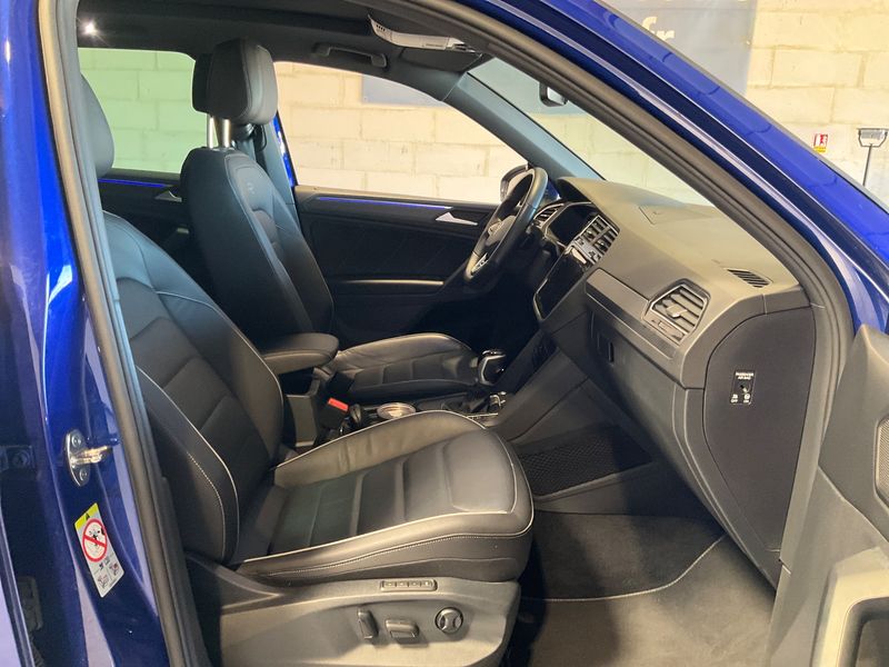 Volkswagen Tiguan 2.0 TDI R-Line Exclusive — zdjęcie 11