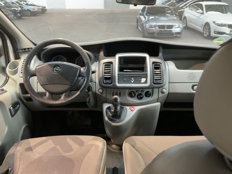 Opel Vivaro 2.0 CDTI Kombi L1H1 2,7t — zdjęcie 12