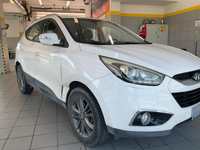 Hyundai ix35 1.7 CRDi Comfort 2WD — zdjęcie 8
