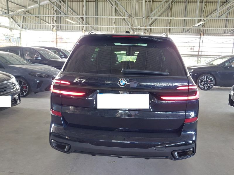 BMW X7 xDrive 40d Mild-Hybrid M Sport — zdjęcie 4
