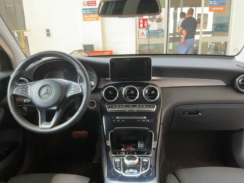 Mercedes-Benz GLC-Klasse GLC 250 4Matic Exclusive — zdjęcie 12