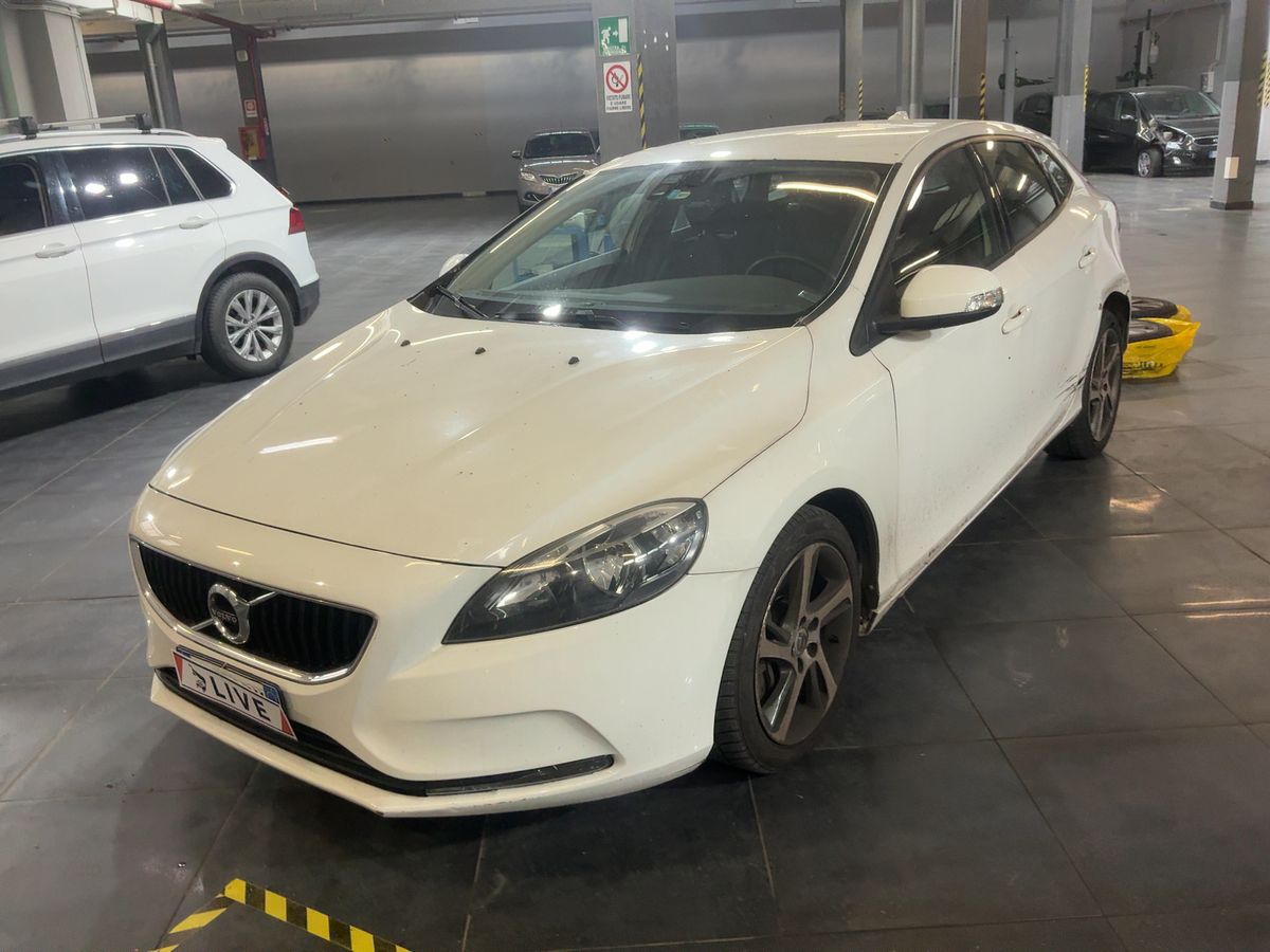 Volvo V40 2016