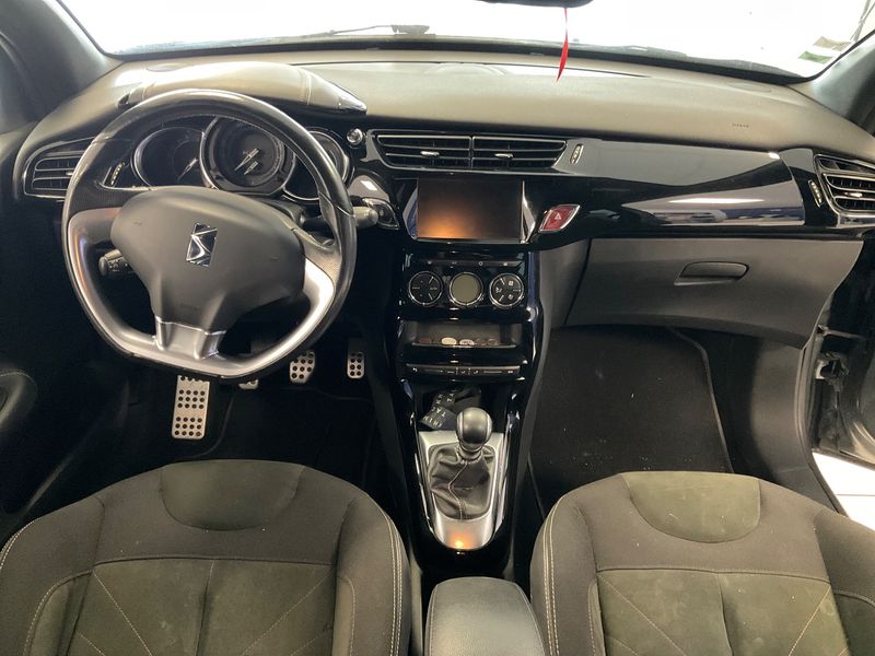 DS Automobiles DS3 1.6 THP Performance Line — zdjęcie 12