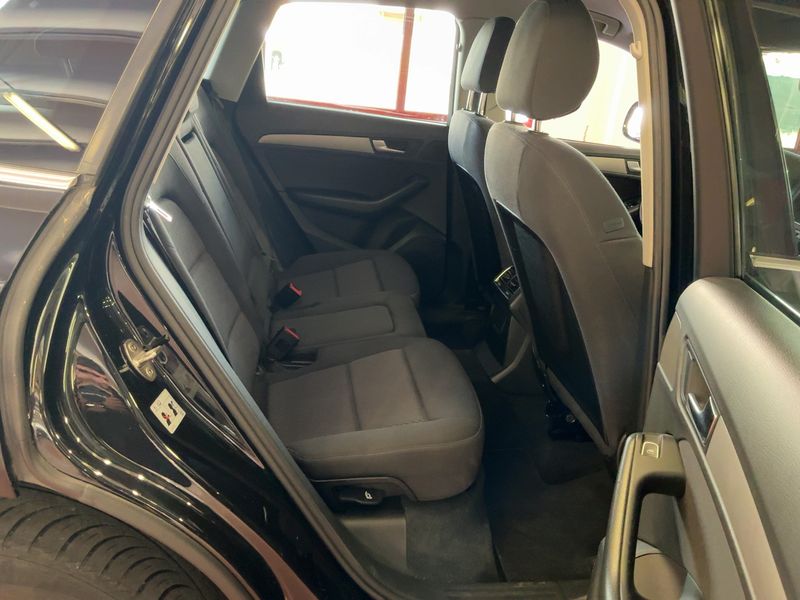 Audi Q5 2.0 TDI quattro 2013 – снимка 19
