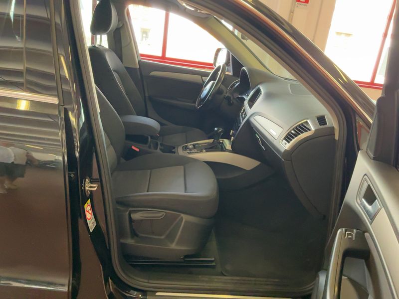 Audi Q5 2.0 TDI quattro 2013 – снимка 16