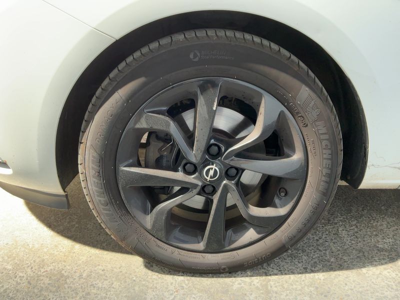 Opel Corsa 1.4 Turbo Color Edition ecoFlex 2016 – снимка 3