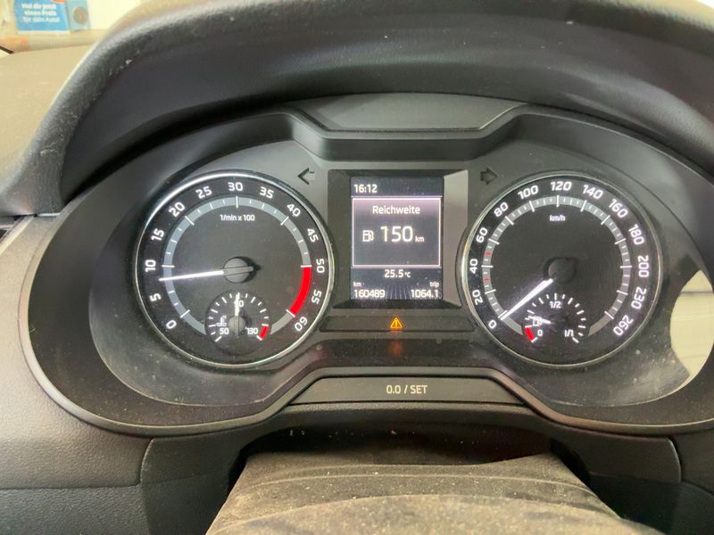 Skoda Octavia 2.0 TDI Scout 4x4 2015 – снимка 18