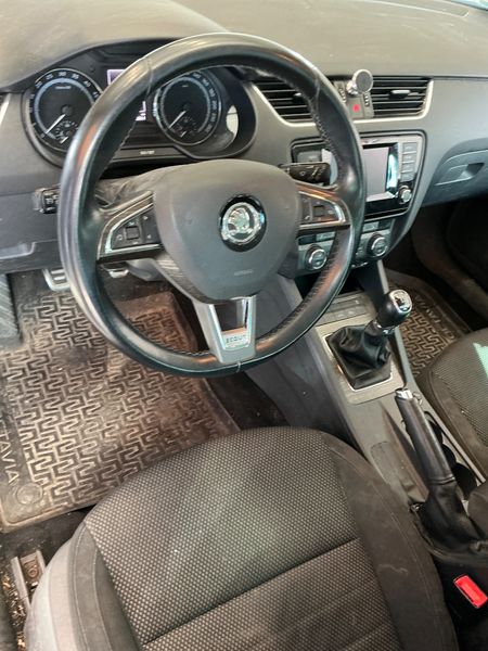 Skoda Octavia 2.0 TDI Scout 4x4 2015 – снимка 50