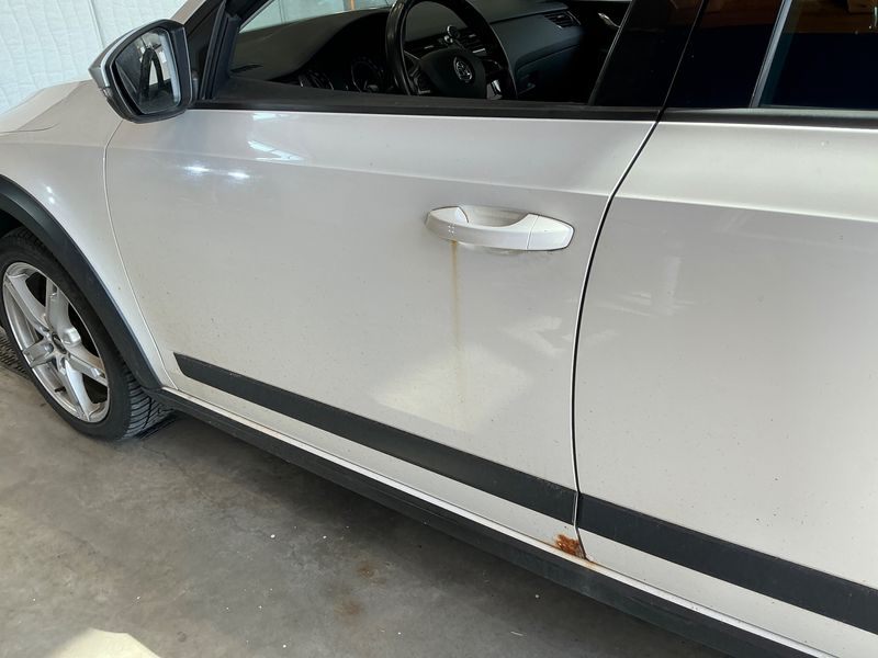 Skoda Octavia 2.0 TDI Scout 4x4 2015 – снимка 33