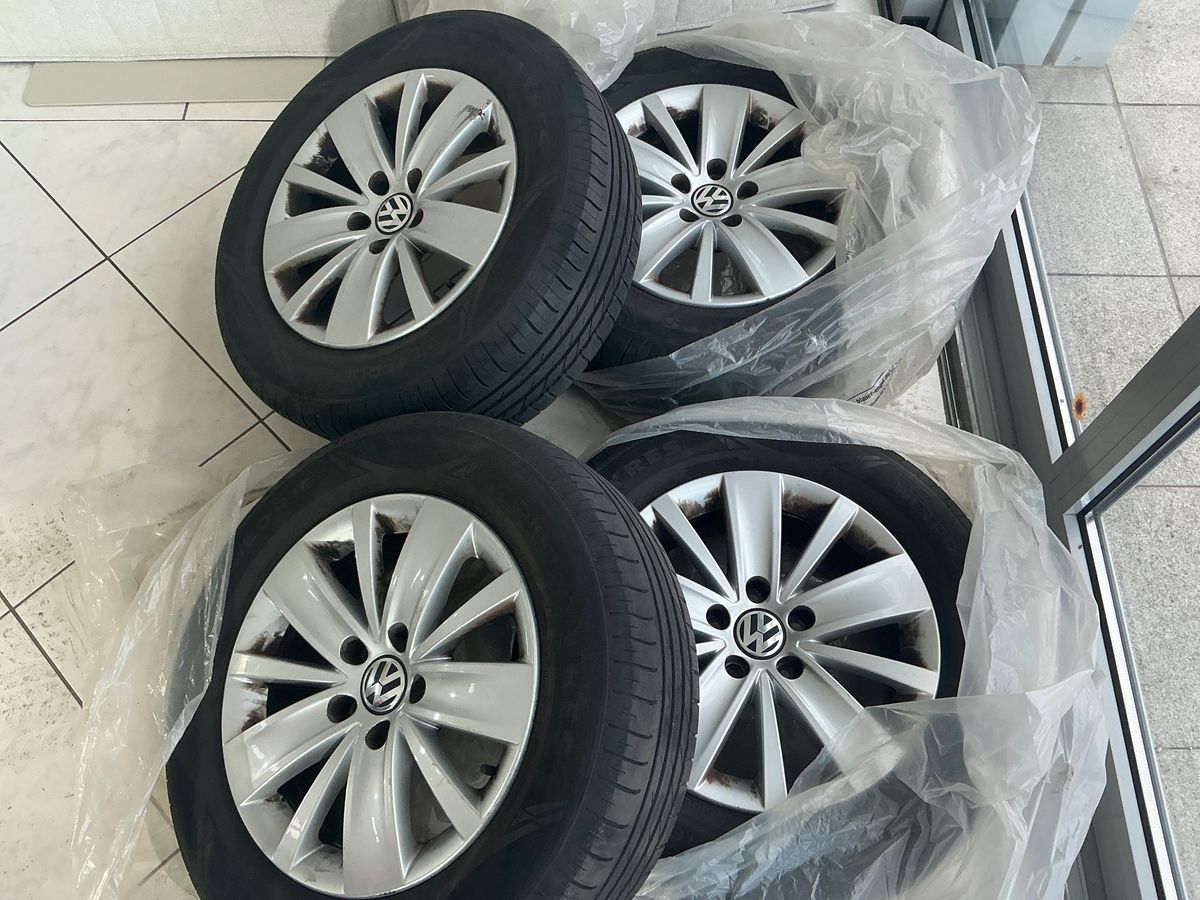 Volkswagen Sharan 2015 — photo 16