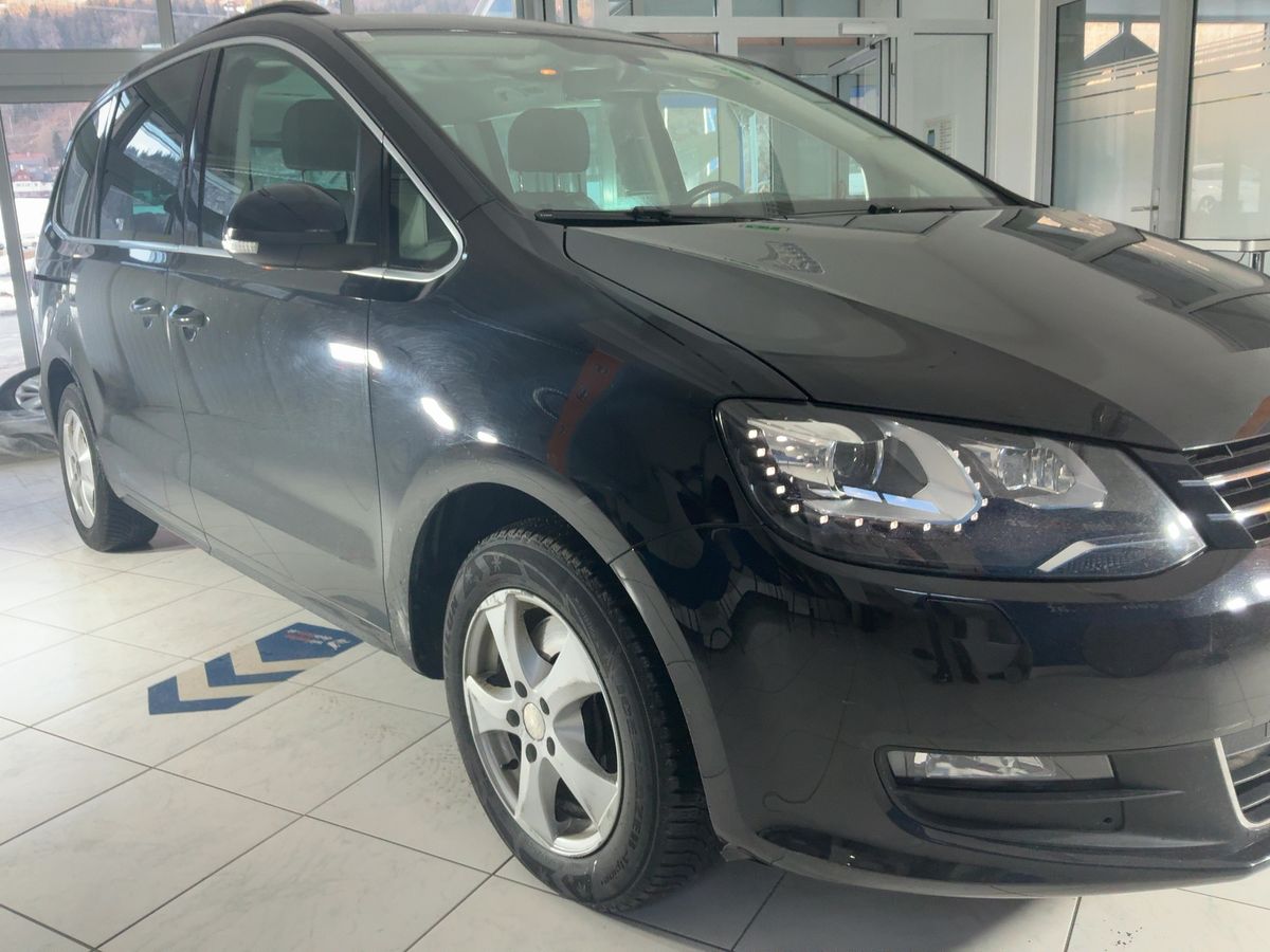 Volkswagen Sharan 2015 — photo 13