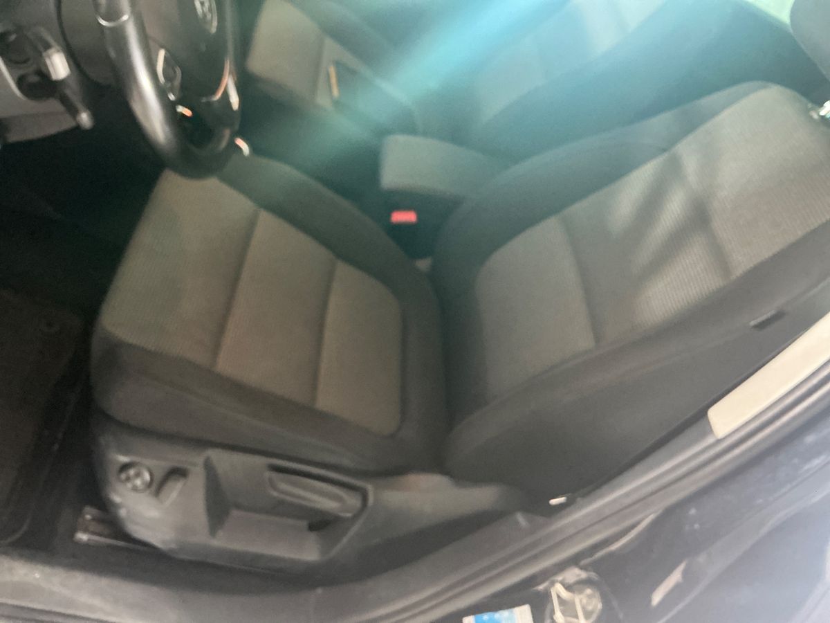 Volkswagen Sharan 2015 — photo 49