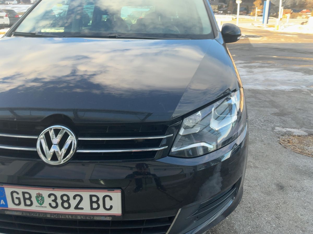 Volkswagen Sharan 2015 — photo 89