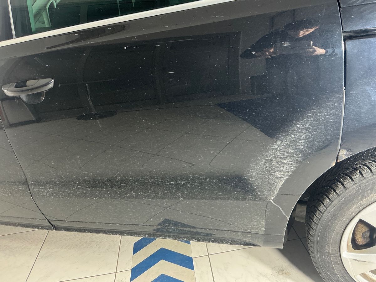 Volkswagen Sharan 2015 — photo 64