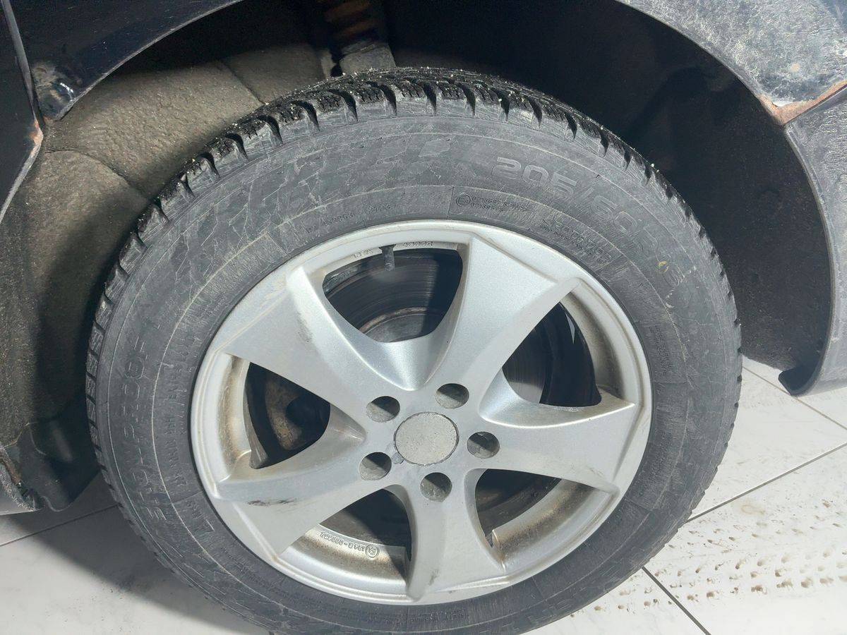 Volkswagen Sharan 2015 — photo 6