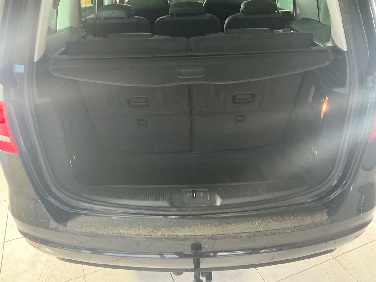 Volkswagen Sharan 2015 — photo 58