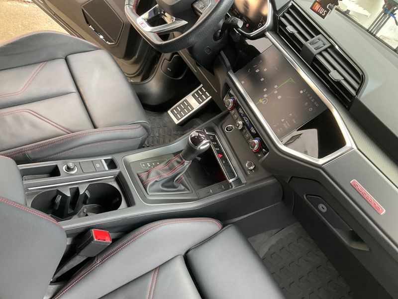 Audi Q3 Sportback 40 TDI quattro S line 2023 – снимка 22