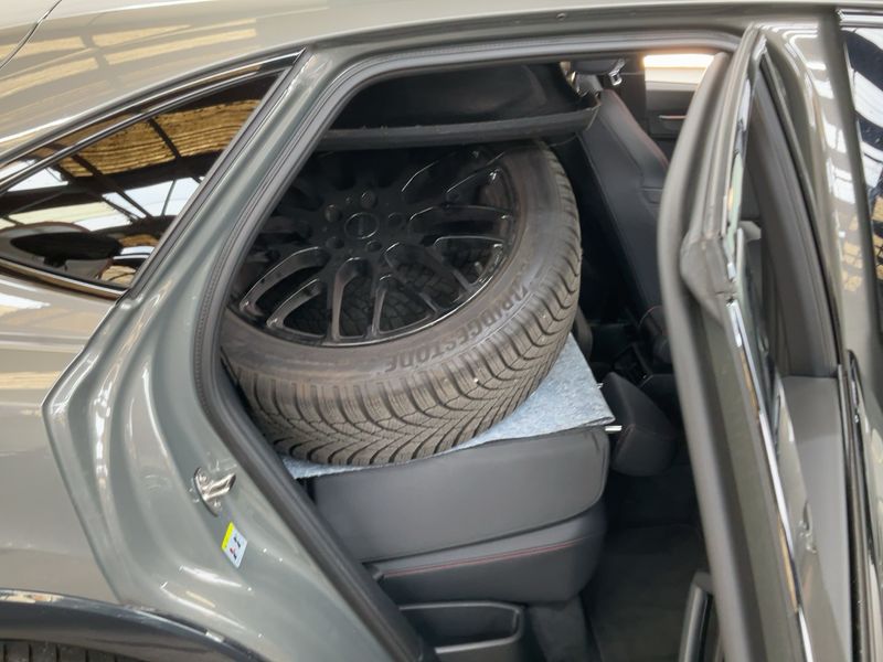 Audi Q3 Sportback 40 TDI quattro S line — zdjęcie 14