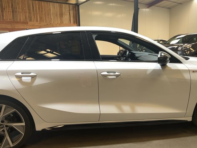 Audi A3 Sportback 35 TFSI Mild-Hybrid S line — zdjęcie 7