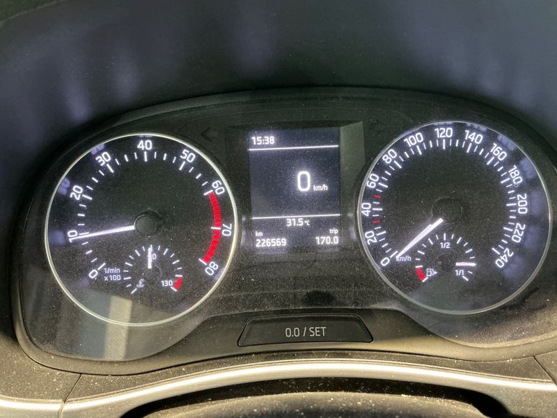 Skoda Fabia 1.2 TSI Drive 2017 – снимка 19