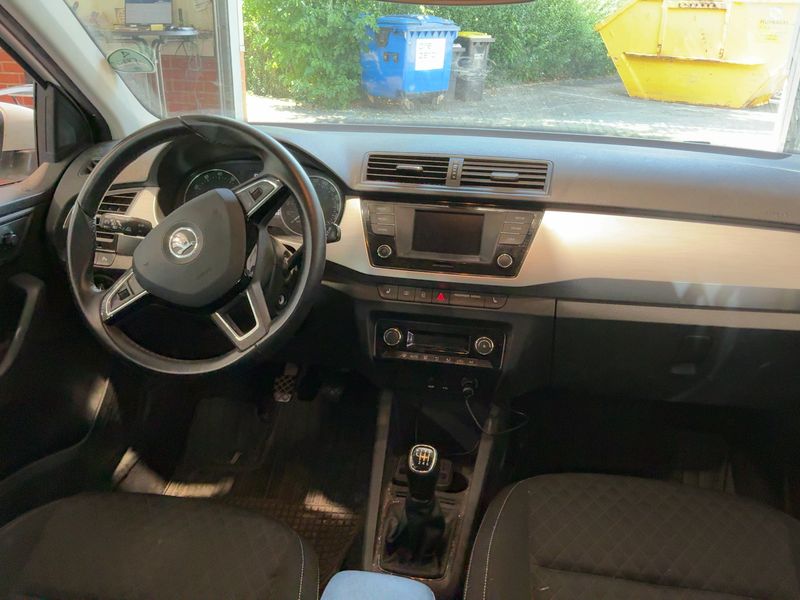 Skoda Fabia 1.2 TSI Drive 2017 – снимка 18