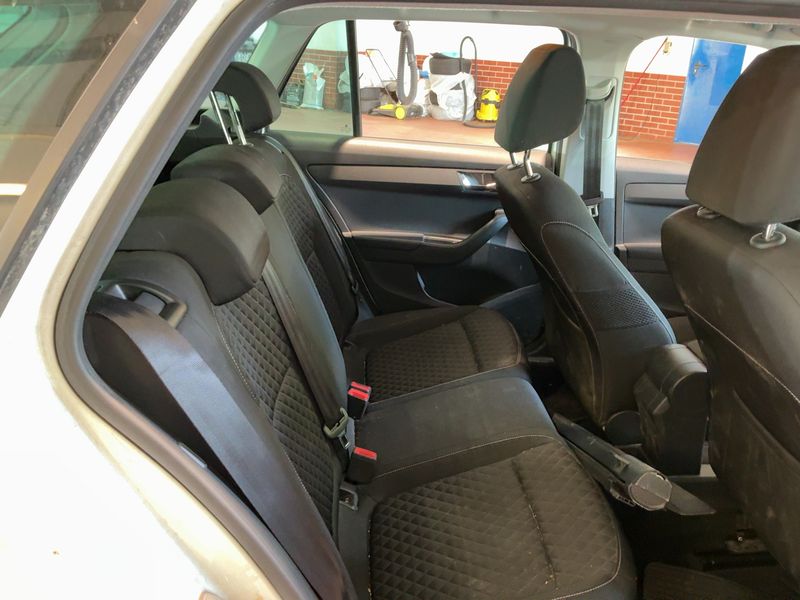 Skoda Fabia 1.2 TSI Drive 2017 – снимка 20