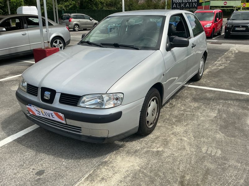 Seat Ibiza 1.4 Stella 2000 – снимка 1