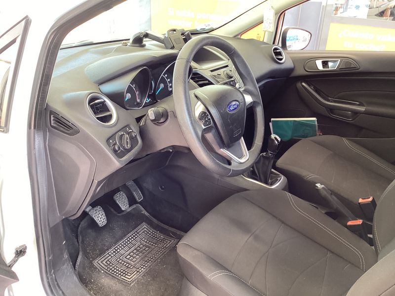 Ford Fiesta 1.0 EcoBoost Trend 2014 – снимка 22