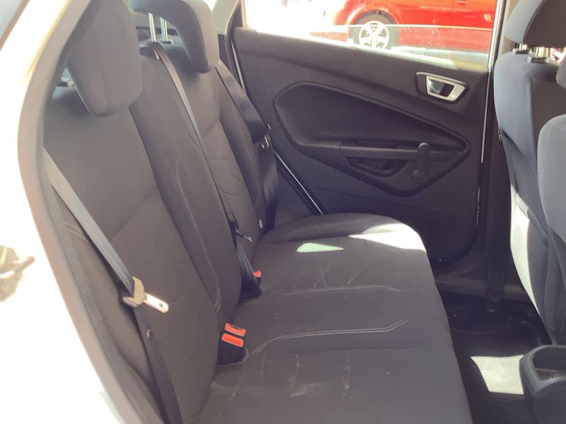 Ford Fiesta 1.0 EcoBoost Trend 2014 – снимка 19