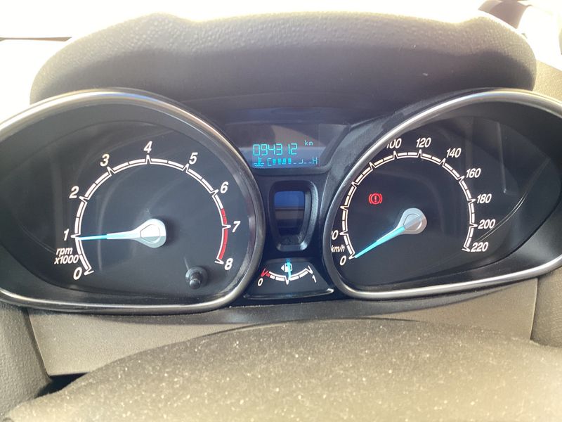 Ford Fiesta 1.0 EcoBoost Trend 2014 – снимка 18