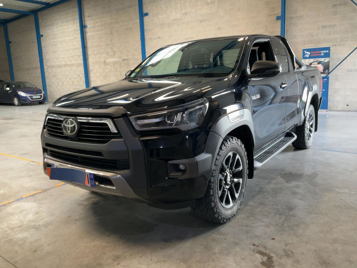 Toyota Hilux 2.8 D-4D Extra Cab Invincible 4x4