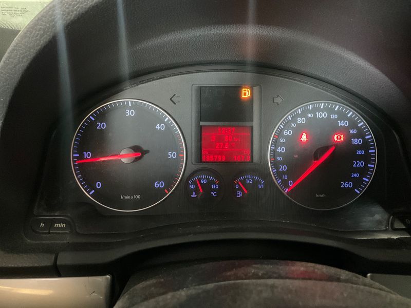 Volkswagen Golf V 1.9 TDI Sportline — zdjęcie 4
