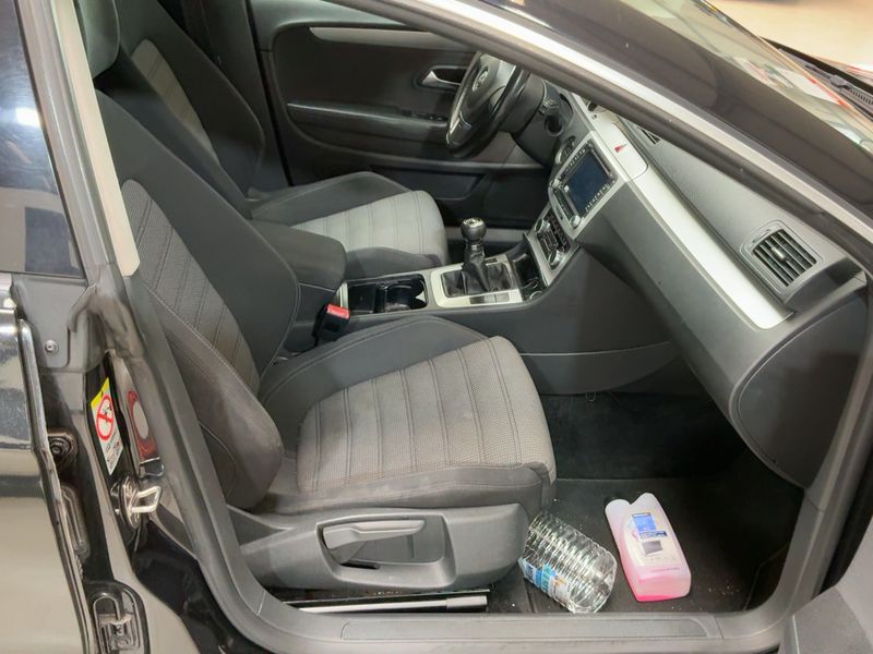 Volkswagen Passat CC 2.0 TSI — zdjęcie 11