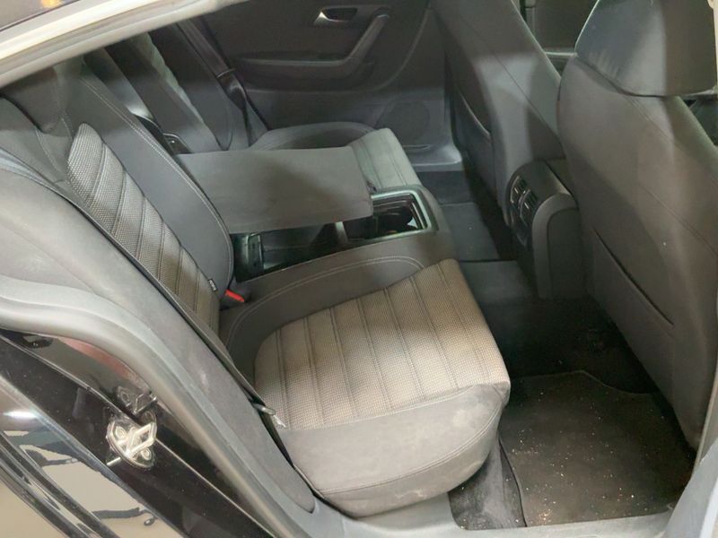Volkswagen Passat CC 2.0 TSI — zdjęcie 14