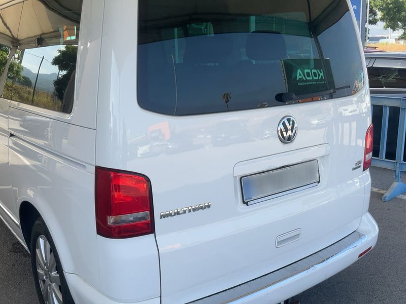Volkswagen T5 Multivan 2.0 TDI Highline 4Motion 2012 – снимка 6